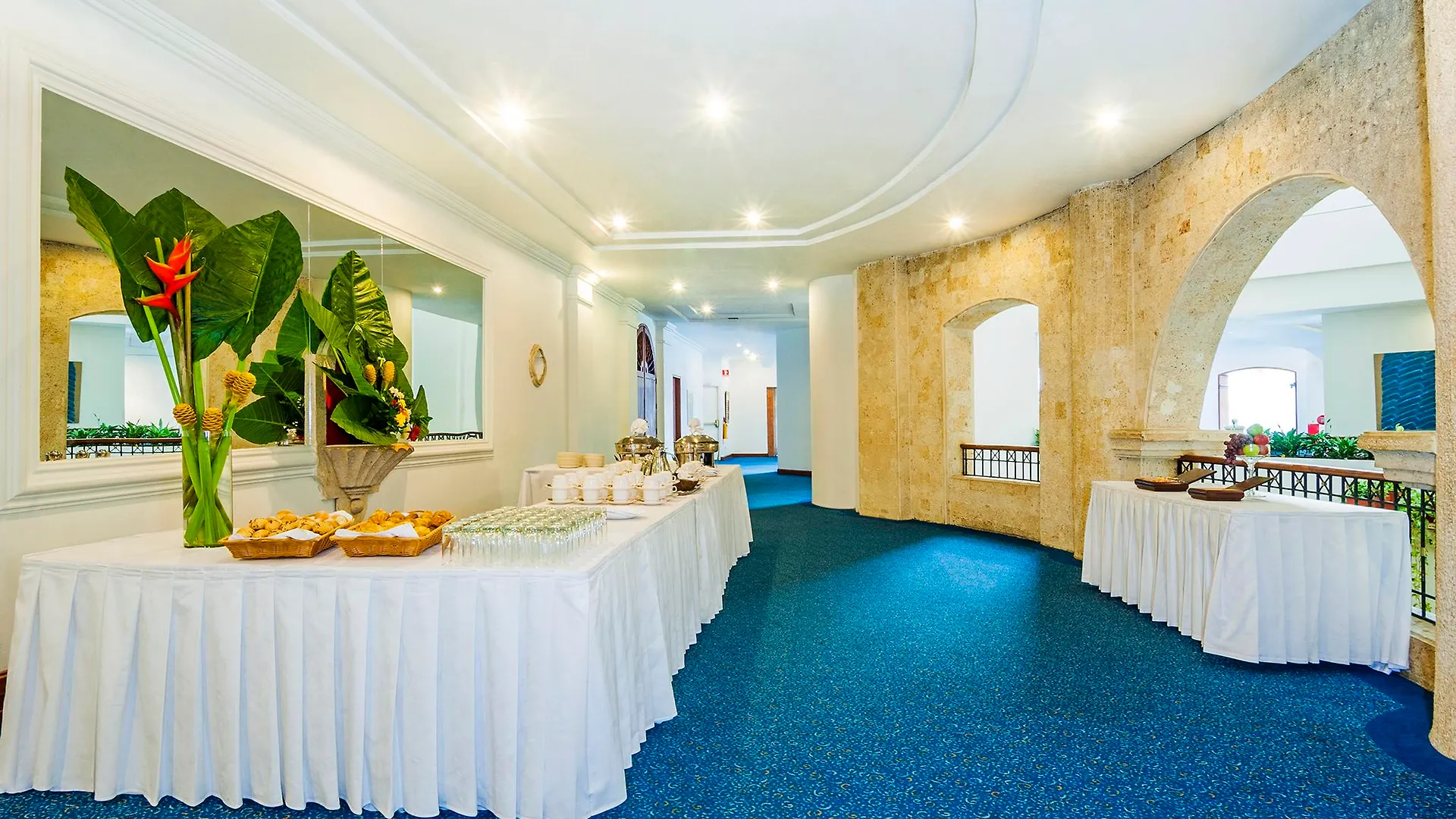 Hotel Almirante Cartagena Colombia 5*,
