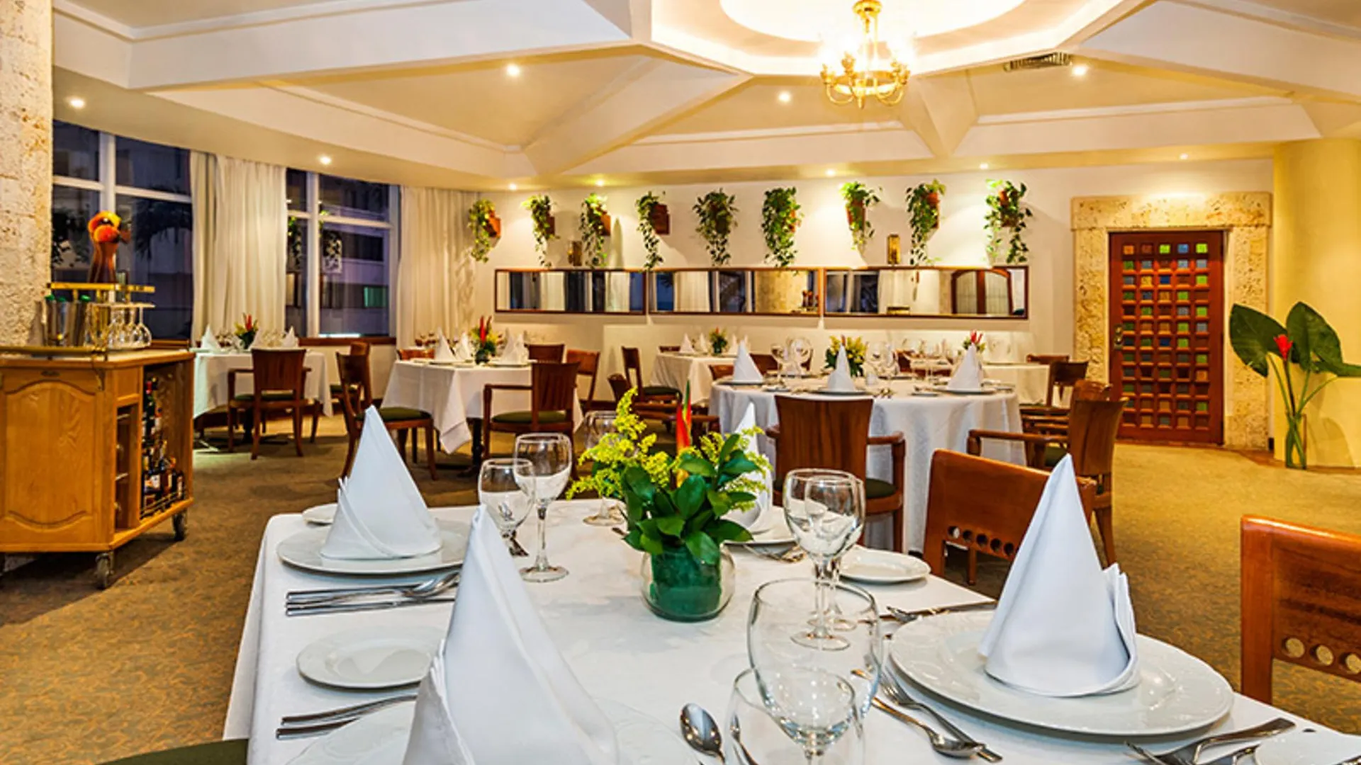 Hotel Almirante Cartagena Colombia 5*,