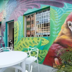 https://gaston-coliving.colombiamedellinhotels.com