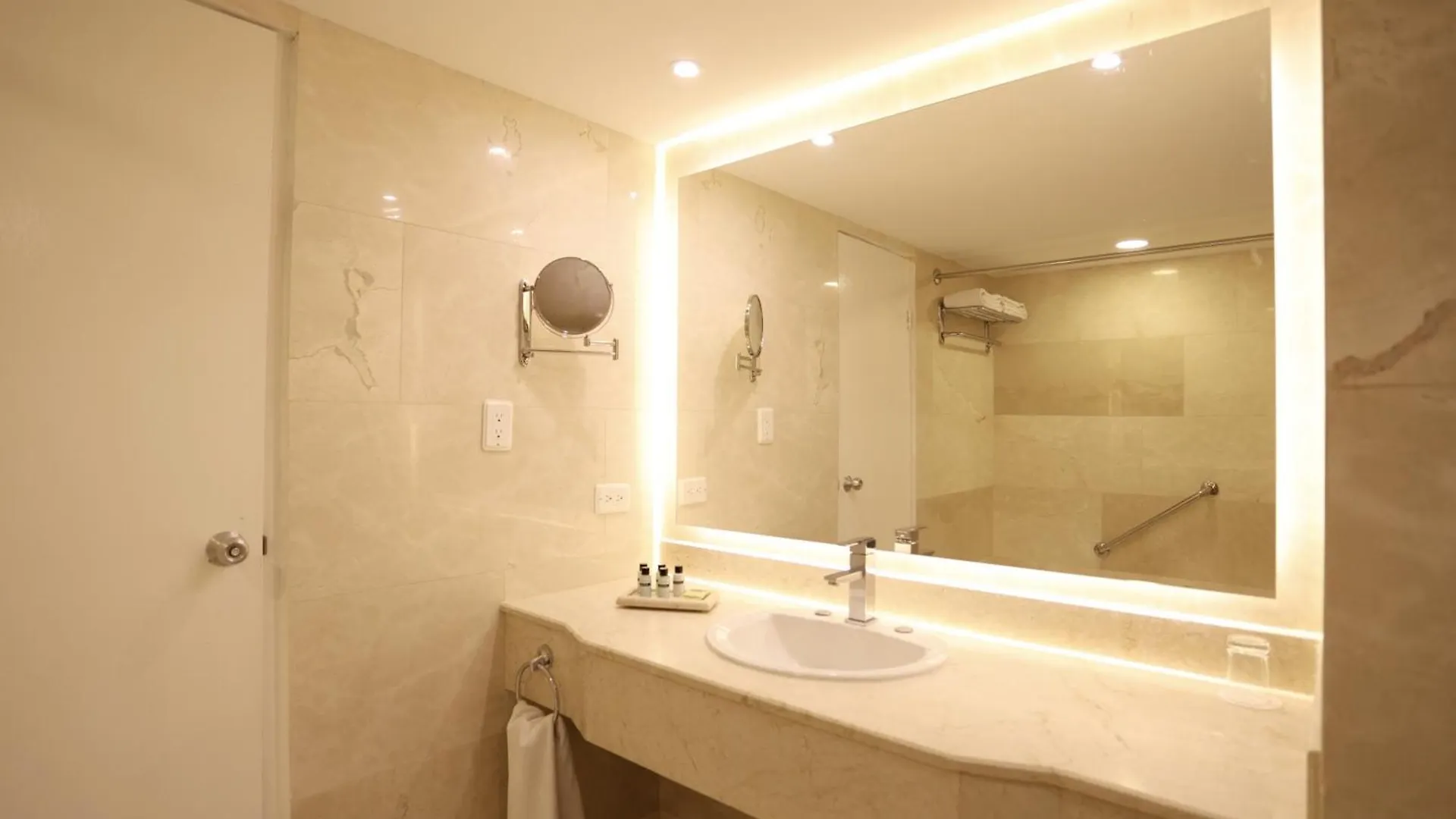 Hotel Almirante Cartagena Colombia