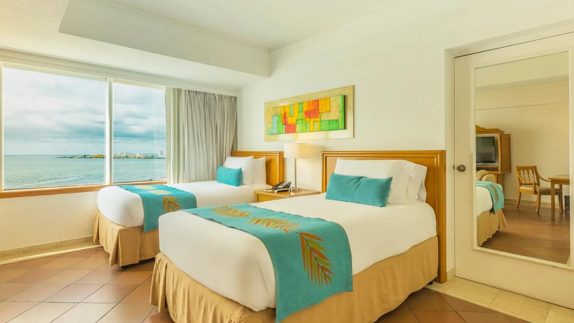 Hotel Almirante Cartagena Colombia 5*,